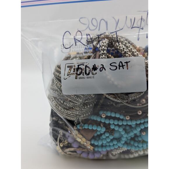 ‘Journee’ Repurpose/Craft/Possible Wearable Over 4 Pounds Mystery Jewelry Bag - Picture 8 of 8